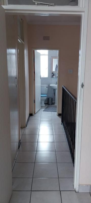 2 Bedroom Property for Sale in Dayanglen Gauteng