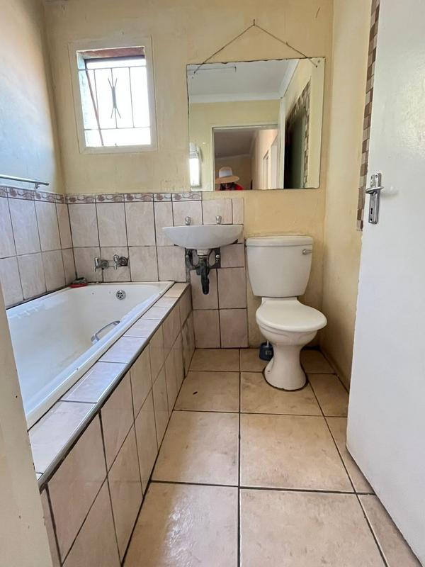 2 Bedroom Property for Sale in Cosmo City Gauteng