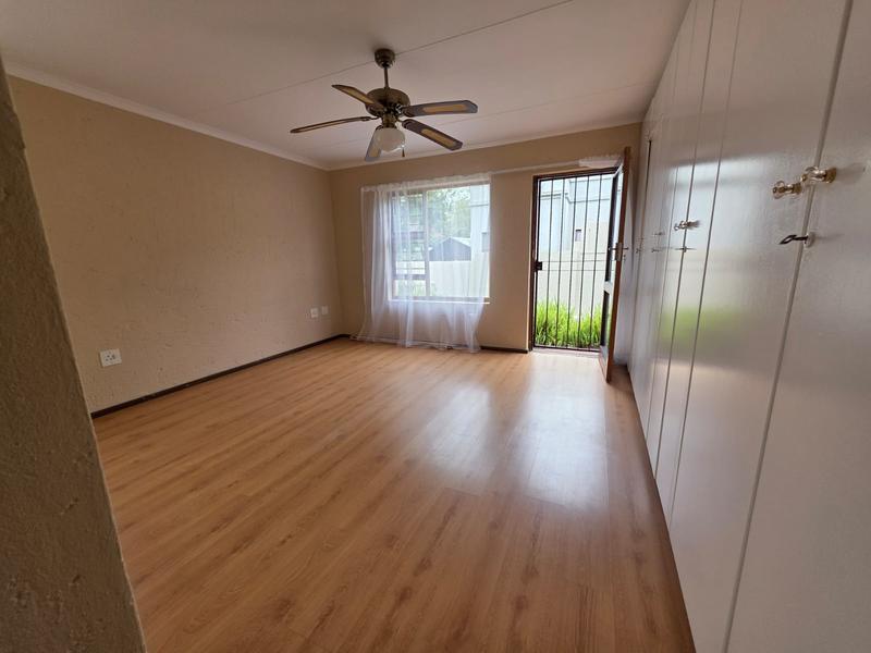 To Let 2 Bedroom Property for Rent in Sunninghill Gauteng