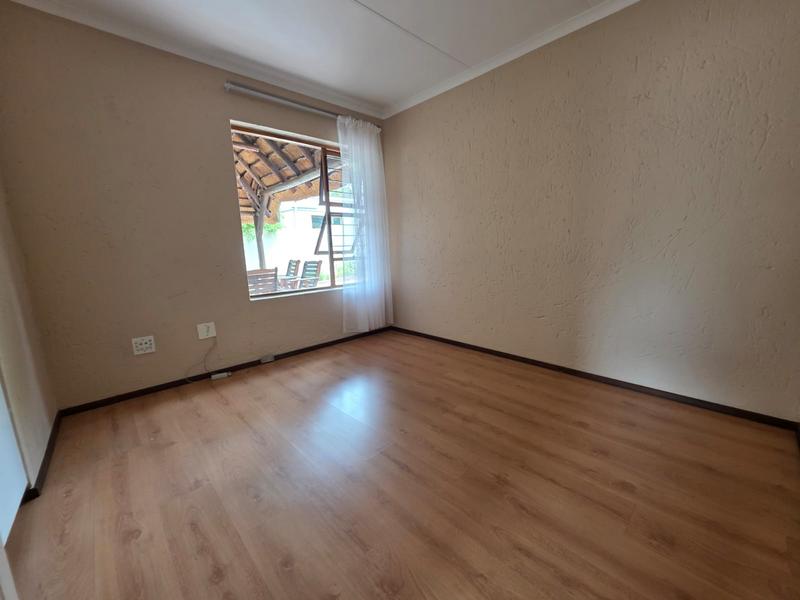 To Let 2 Bedroom Property for Rent in Sunninghill Gauteng