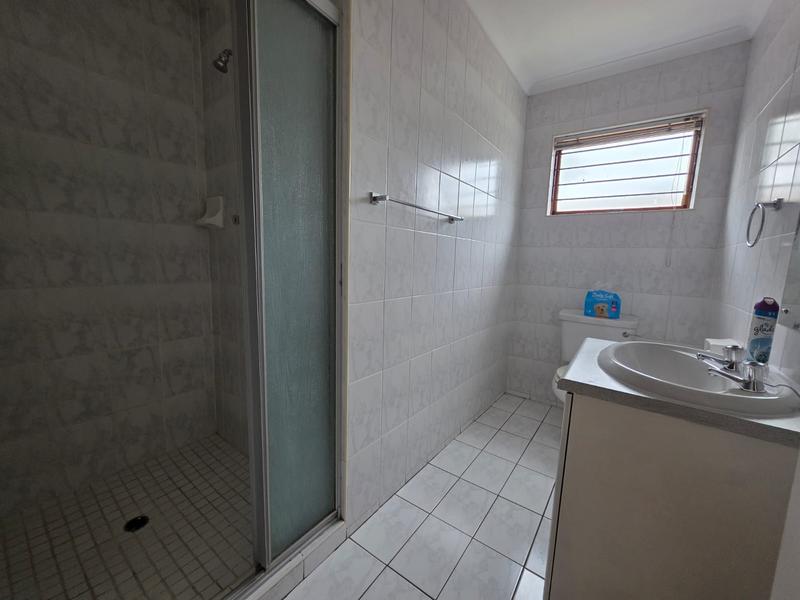 To Let 2 Bedroom Property for Rent in Sunninghill Gauteng