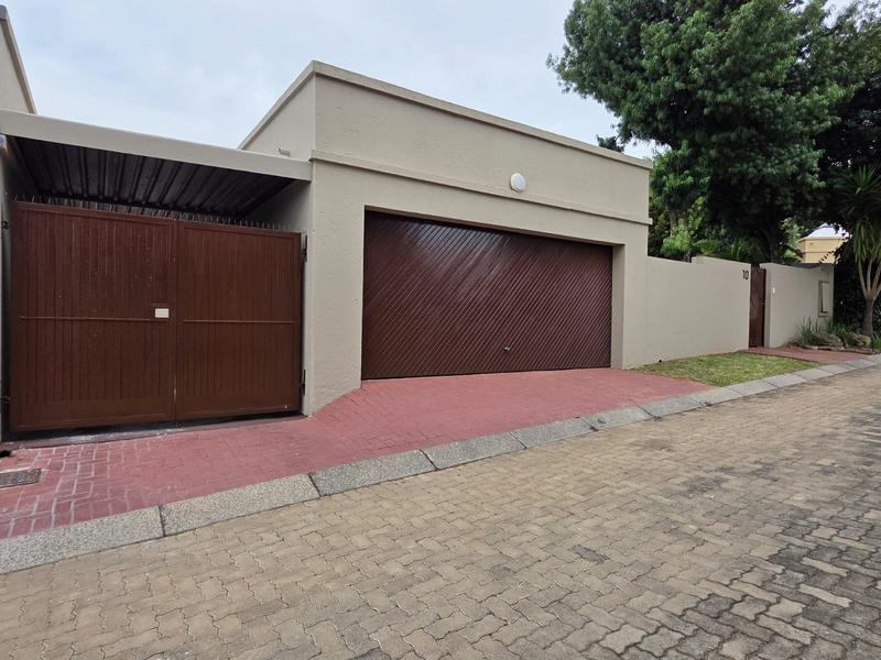 To Let 2 Bedroom Property for Rent in Sunninghill Gauteng