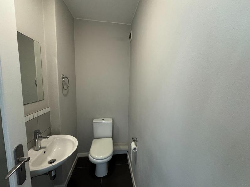 1 Bedroom Property for Sale in Edenburg Gauteng