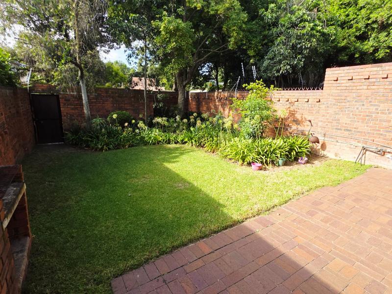 To Let 4 Bedroom Property for Rent in Strathavon Gauteng