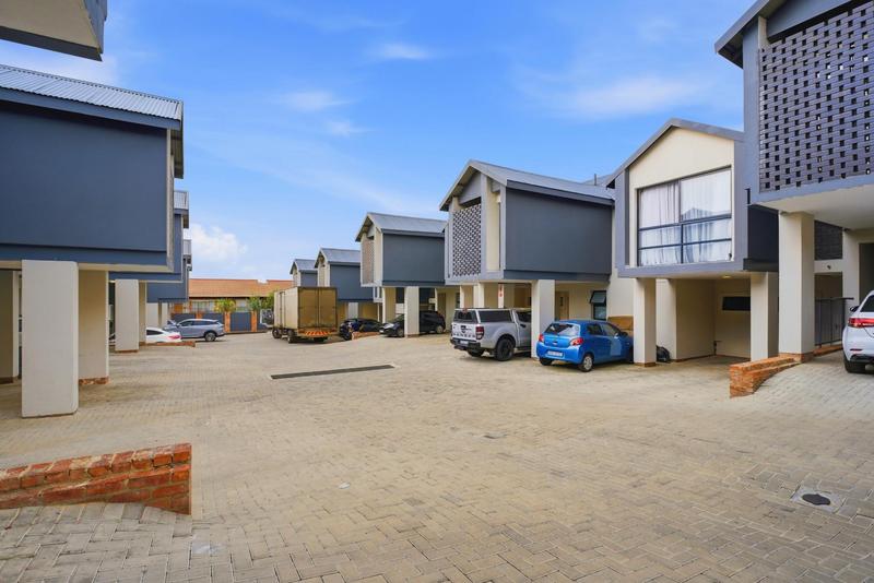 2 Bedroom Property for Sale in Ferndale Gauteng