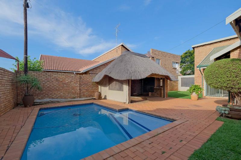 3 Bedroom Property for Sale in Wierdaglen Estate Gauteng