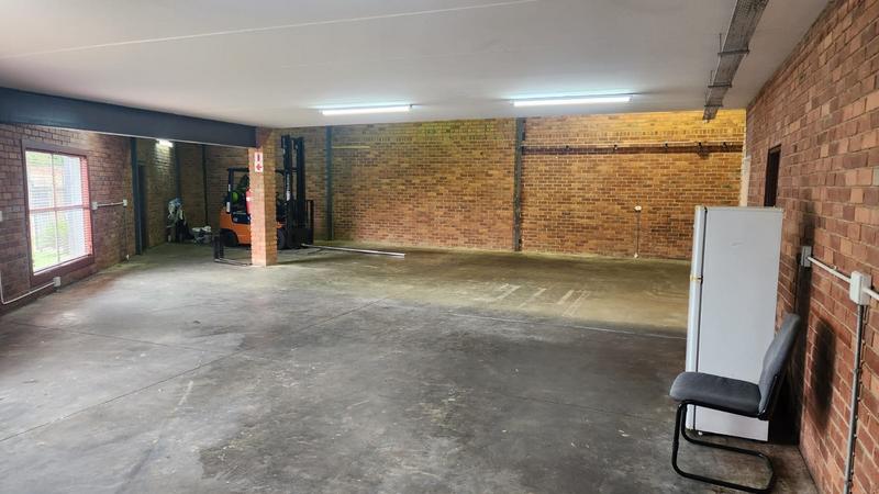 To Let commercial Property for Rent in Rooihuiskraal Gauteng