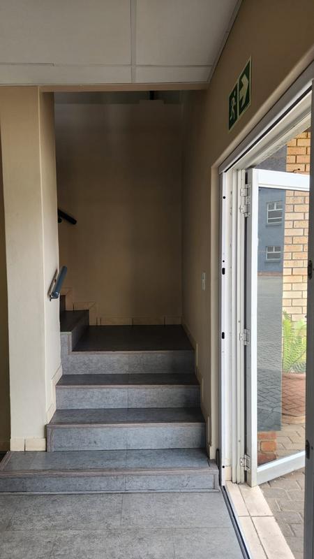 To Let commercial Property for Rent in Rooihuiskraal Gauteng