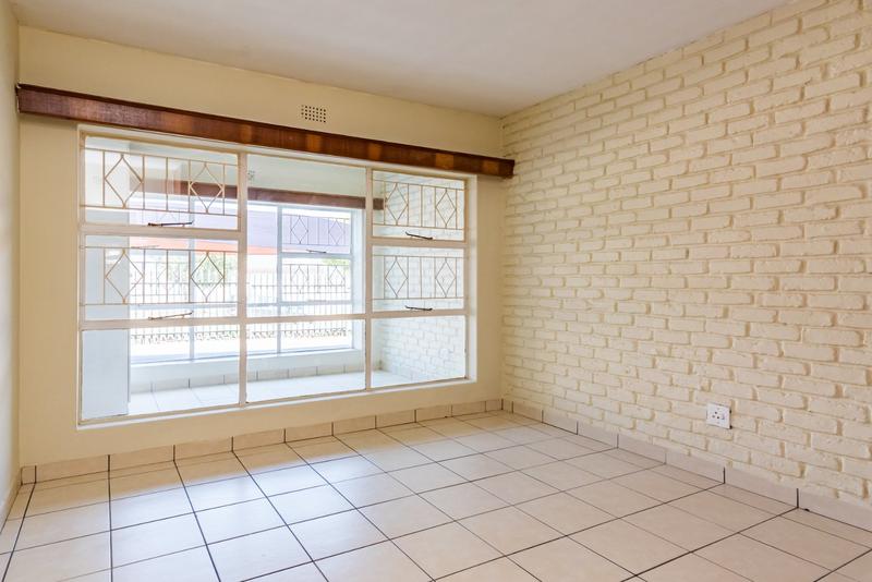 To Let 3 Bedroom Property for Rent in Witpoortjie Gauteng