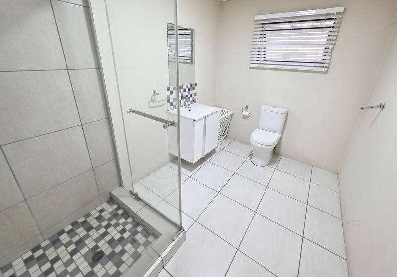 1 Bedroom Property for Sale in Sandown Gauteng