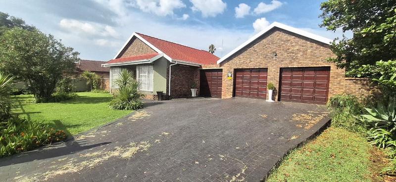 3 Bedroom Property for Sale in Glen Marais Gauteng