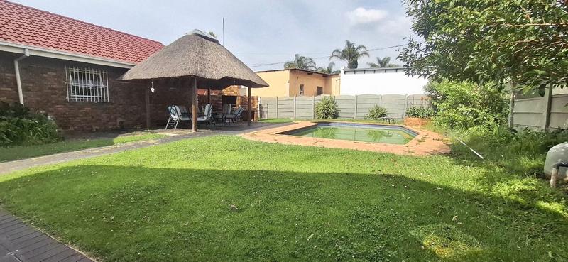 3 Bedroom Property for Sale in Glen Marais Gauteng