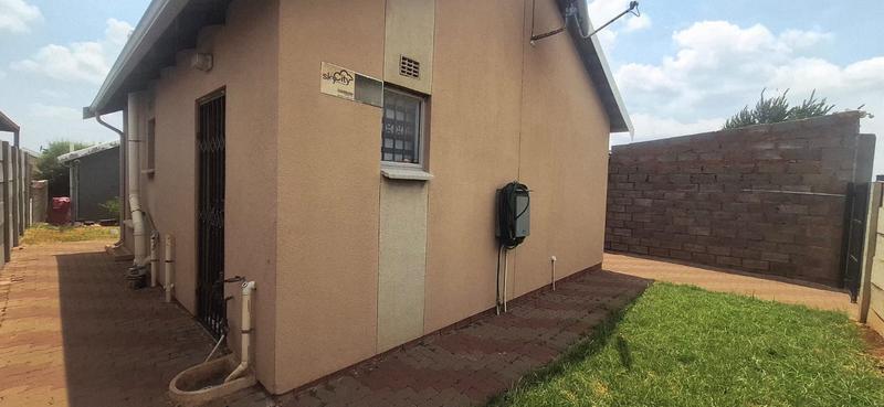 2 Bedroom Property for Sale in Sky City Gauteng