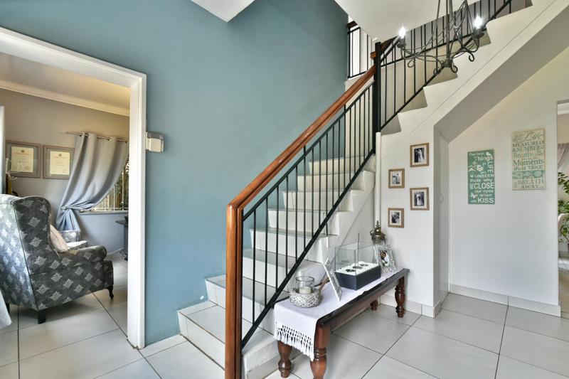 4 Bedroom Property for Sale in Glenanda Gauteng