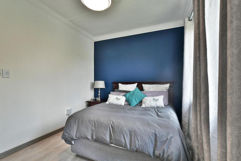 4 Bedroom Property for Sale in Glenanda Gauteng