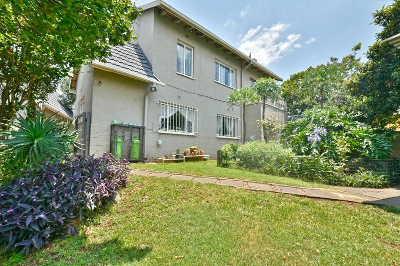 4 Bedroom Property for Sale in Glenanda Gauteng