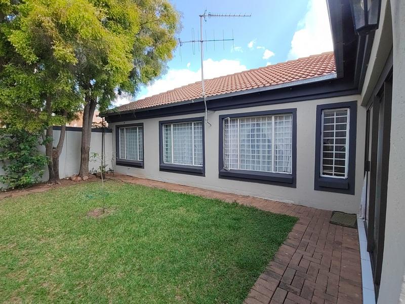 3 Bedroom Property for Sale in Christiaanville A H Gauteng