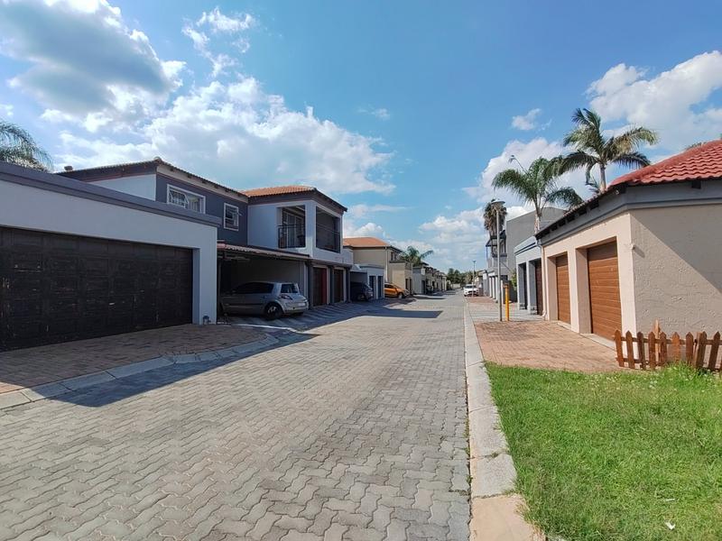 3 Bedroom Property for Sale in Christiaanville A H Gauteng