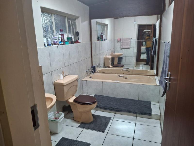 3 Bedroom Property for Sale in Sinoville Gauteng