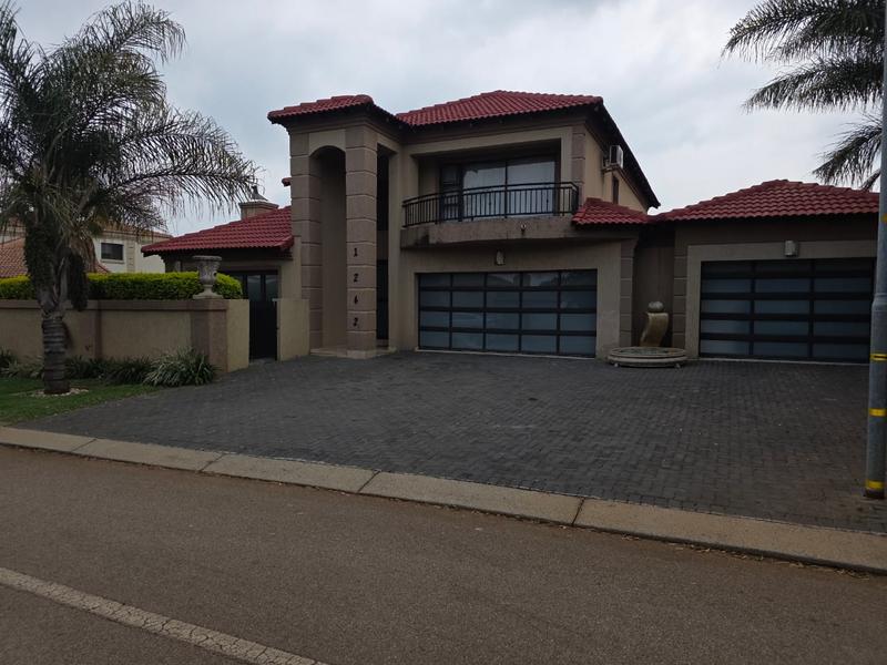 4 Bedroom Property for Sale in Zambezi Country Estate Gauteng