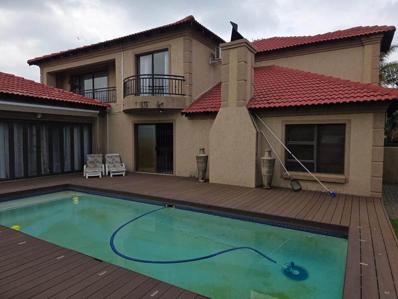 4 Bedroom Property for Sale in Zambezi Country Estate Gauteng