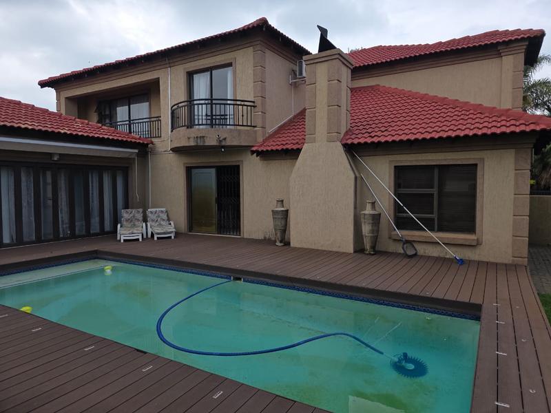 4 Bedroom Property for Sale in Zambezi Country Estate Gauteng