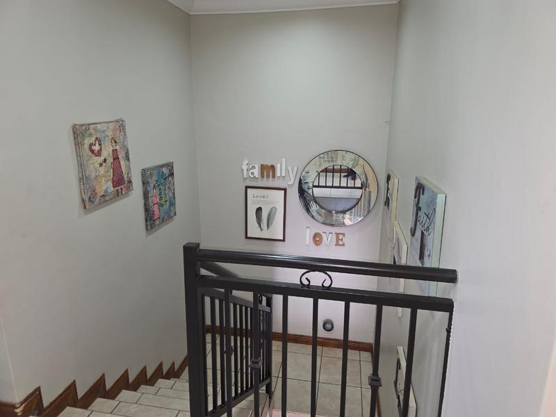 4 Bedroom Property for Sale in Zambezi Country Estate Gauteng