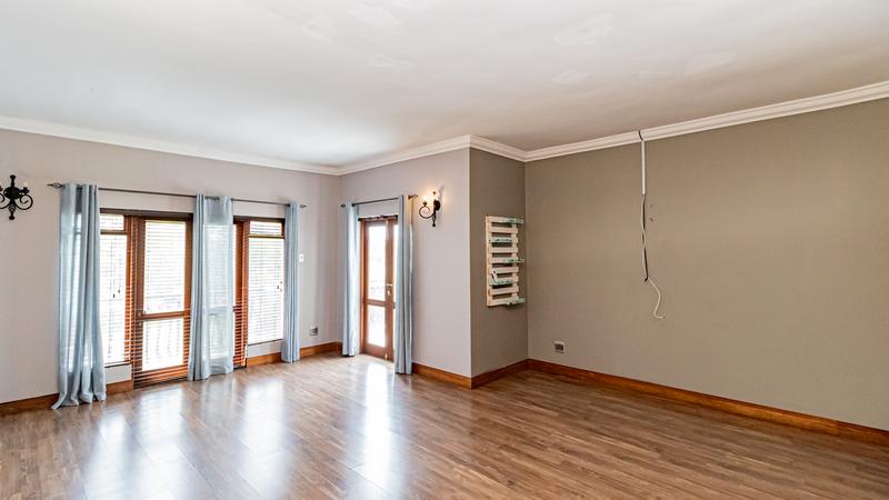 5 Bedroom Property for Sale in Irene Glen Estate Gauteng