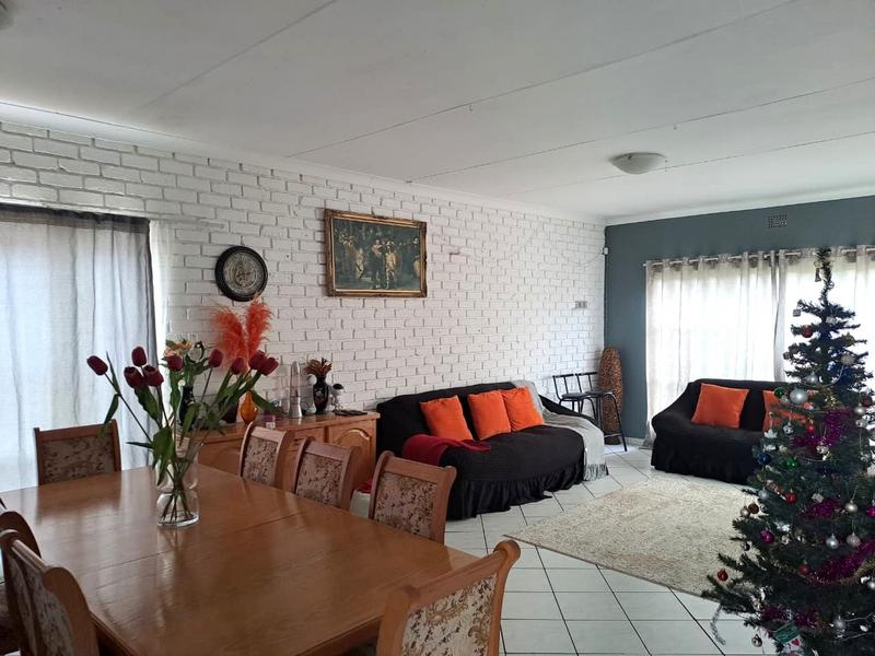 4 Bedroom Property for Sale in Symhurst Gauteng