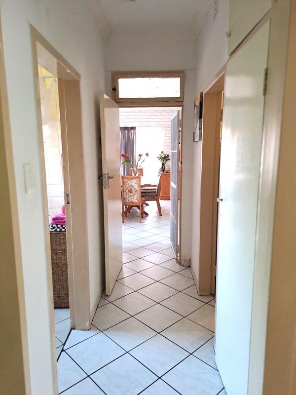 4 Bedroom Property for Sale in Symhurst Gauteng