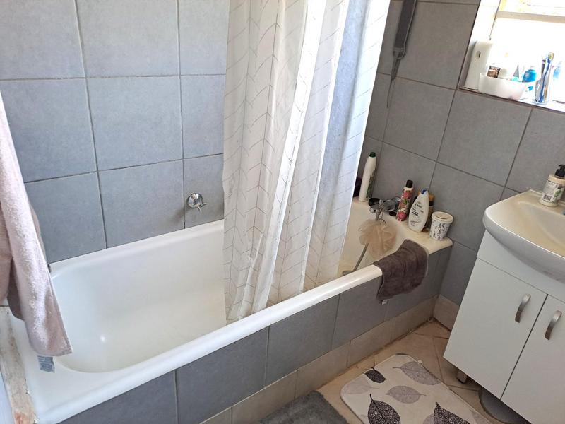 4 Bedroom Property for Sale in Symhurst Gauteng