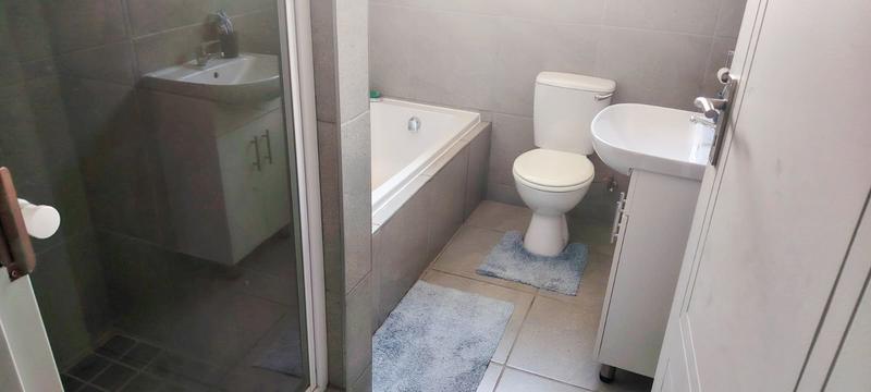 4 Bedroom Property for Sale in Mindalore Gauteng