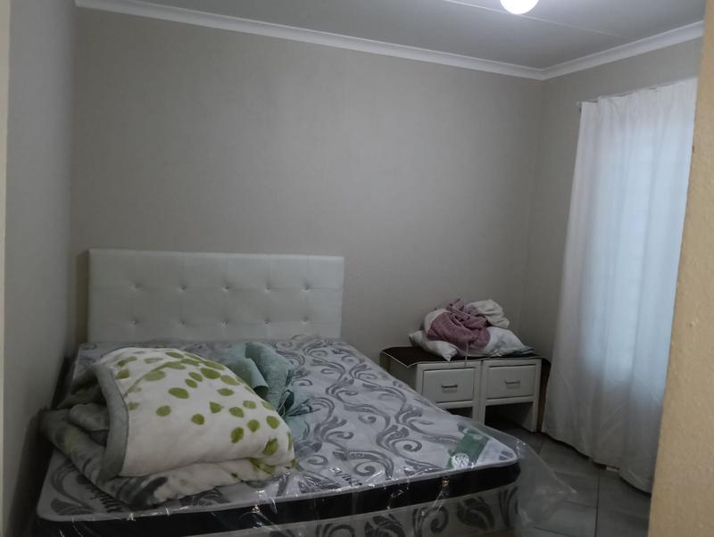 To Let 2 Bedroom Property for Rent in Roodepoort Gauteng