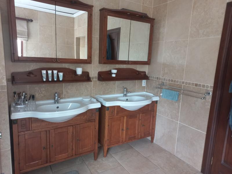 4 Bedroom Property for Sale in Beyers Park Gauteng