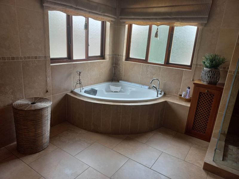 4 Bedroom Property for Sale in Beyers Park Gauteng