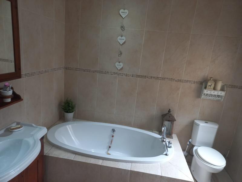 4 Bedroom Property for Sale in Beyers Park Gauteng