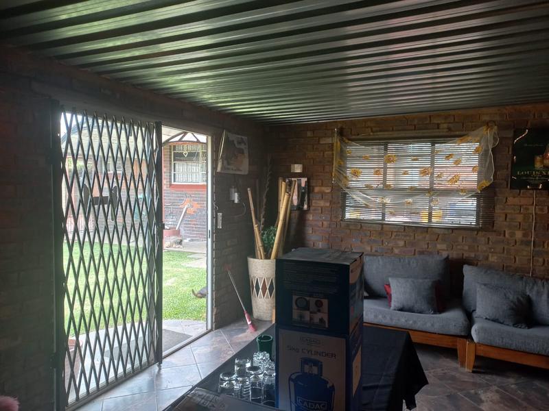 3 Bedroom Property for Sale in Comet Gauteng