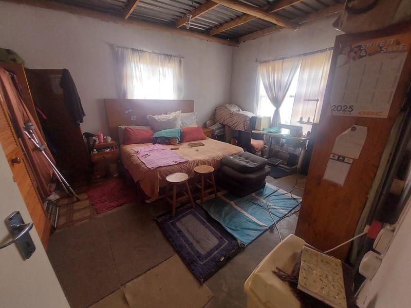 2 Bedroom Property for Sale in Mohlakeng Gauteng