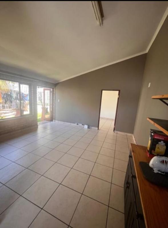 To Let 1 Bedroom Property for Rent in Westdene Gauteng