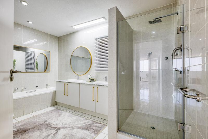 4 Bedroom Property for Sale in Morningside Gauteng