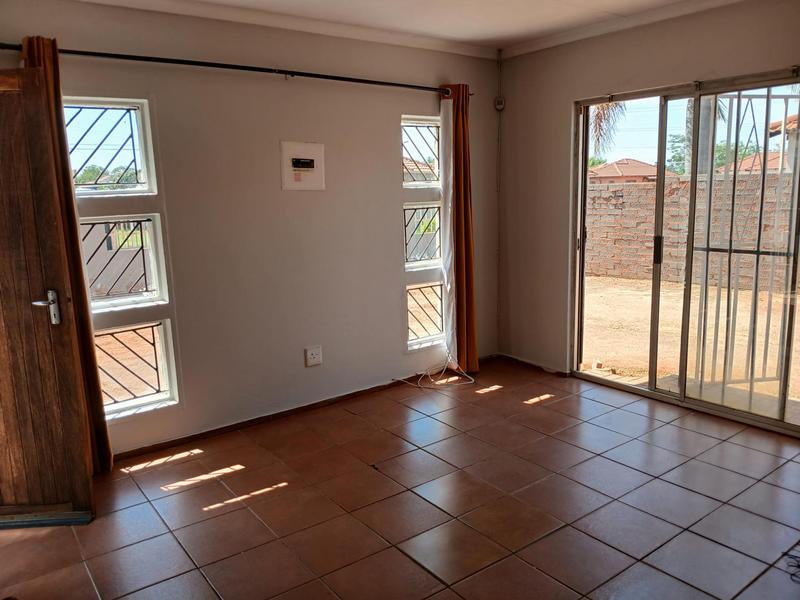 To Let 3 Bedroom Property for Rent in The Orchards Gauteng