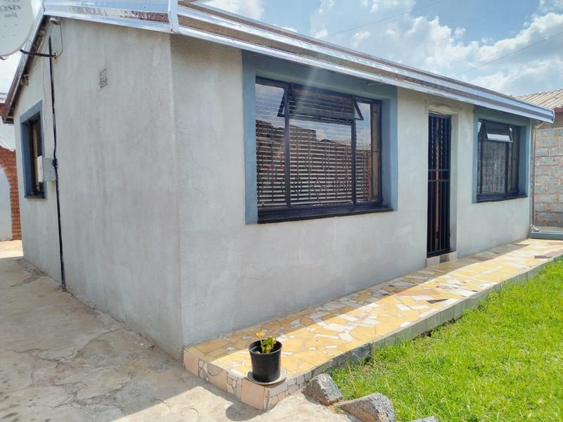 1 Bedroom Property for Sale in Molapo Gauteng