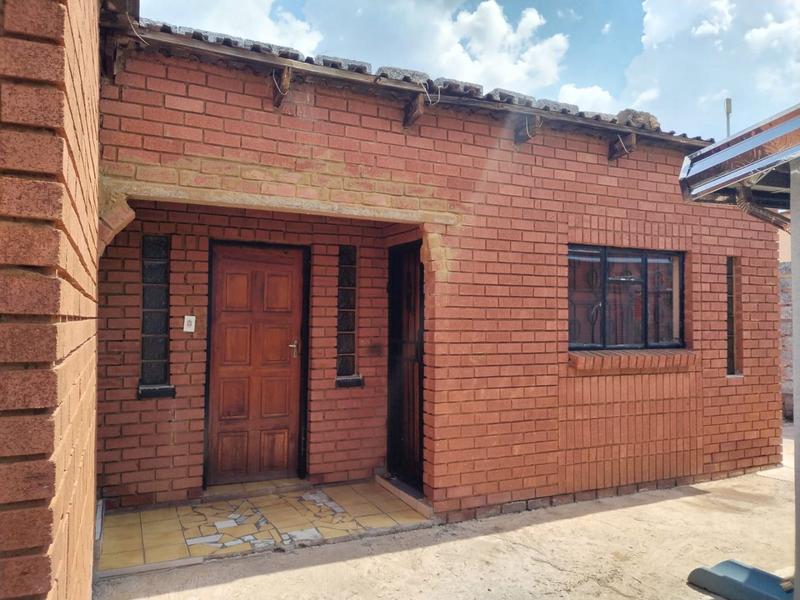 1 Bedroom Property for Sale in Molapo Gauteng