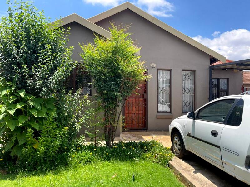 1 Bedroom Property for Sale in Protea Glen Gauteng