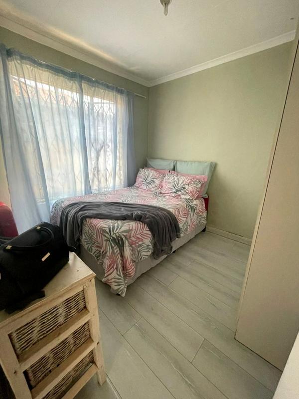 1 Bedroom Property for Sale in Protea Glen Gauteng
