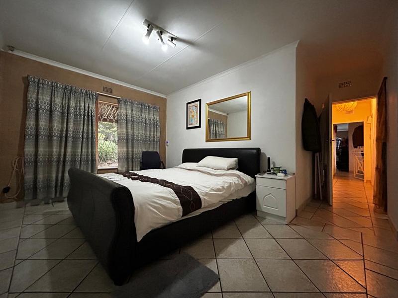 4 Bedroom Property for Sale in Vorna Valley Gauteng