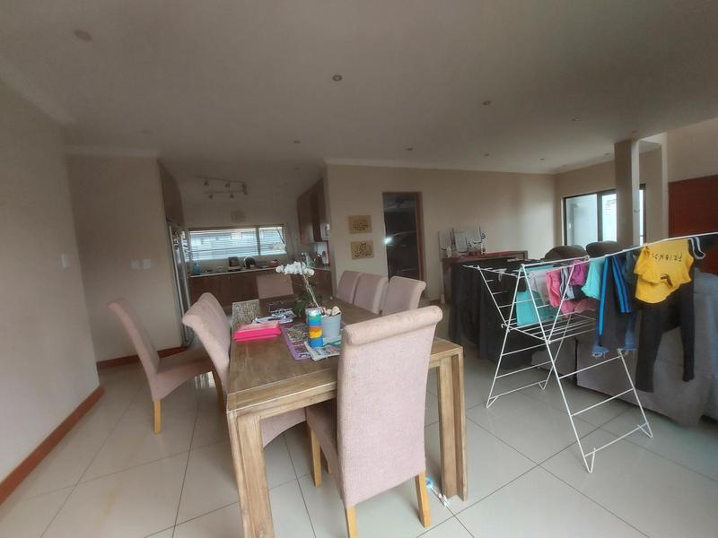 4 Bedroom Property for Sale in Raslouw Gardens Gauteng