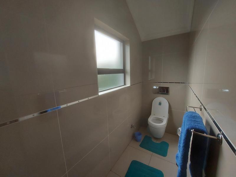 4 Bedroom Property for Sale in Raslouw Gardens Gauteng