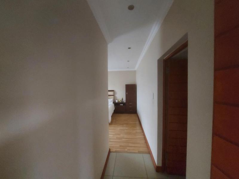 4 Bedroom Property for Sale in Raslouw Gardens Gauteng