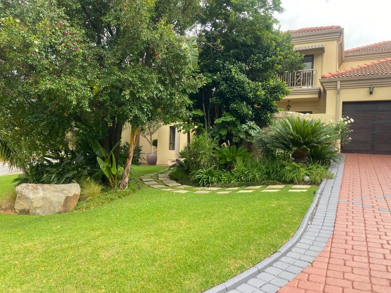 To Let 7 Bedroom Property for Rent in Dainfern Golf Estate Gauteng